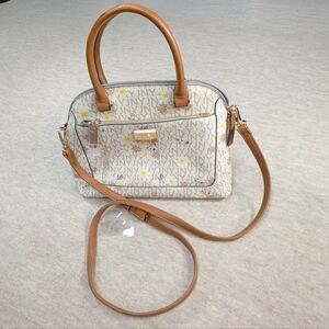 *NEW* JNY Cream Daisy Spring Dome Handbag Purse Detachable Shoulder Strap Medium